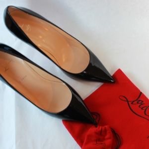 Christian Louboutin Decollete Heels